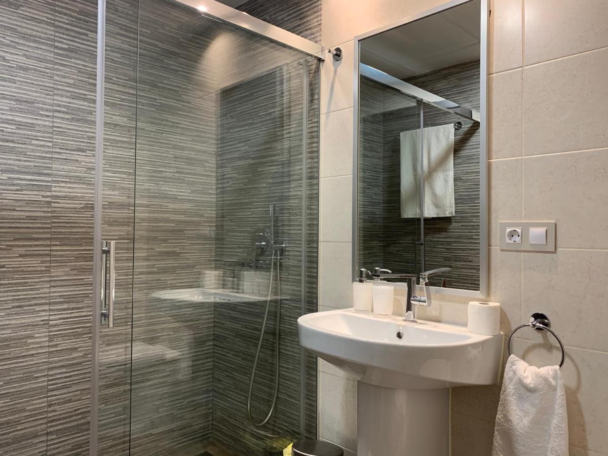 Apartamento De Lujo En Primera Linea De Playa Benidorm Eksteriør billede